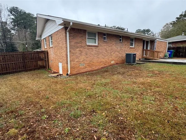 $1,925 | 837 Parkstone Drive, Stone Mountain, GA 30083