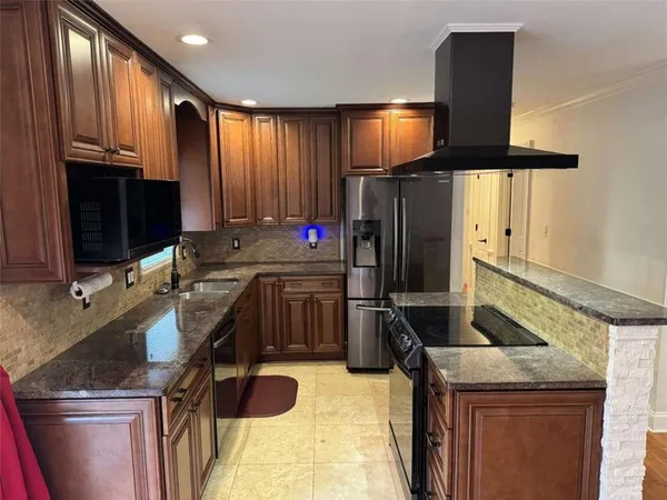 $1,925 | 837 Parkstone Drive, Stone Mountain, GA 30083