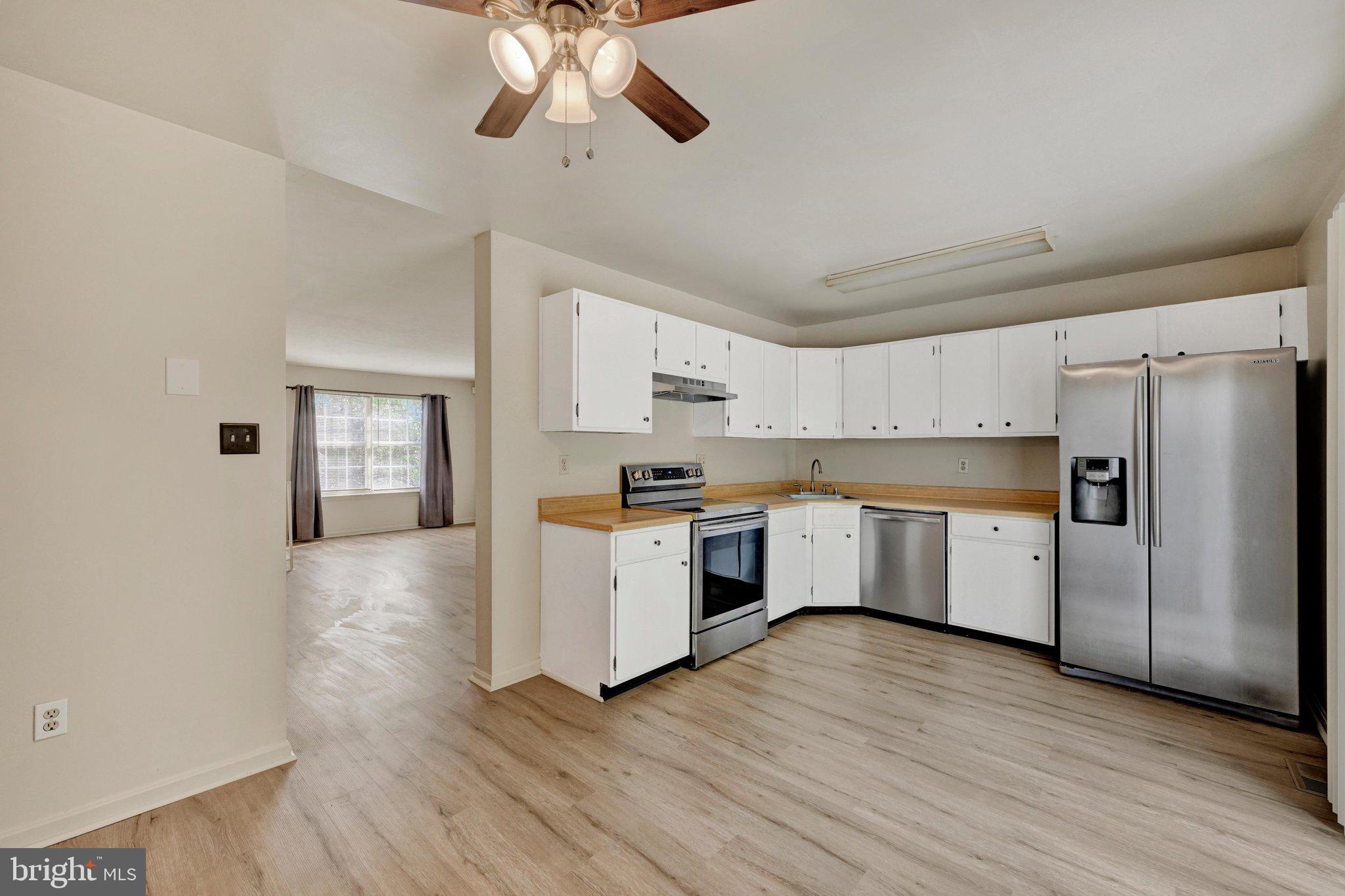 66 Talister Court Rosedale, MD 21237 - Photo 9 of 27 Kitchen