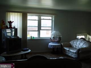 12005 Tyrone Road Philadelphia, PA 19154 - Photo 3 of 6