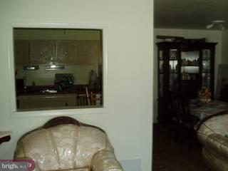 12005 Tyrone Road Philadelphia, PA 19154 - Photo 4 of 6