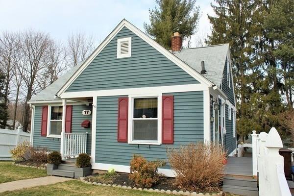 17 Manor Road Auburn, MA 01501 - Photo 2 of 17 Gallery Image 2