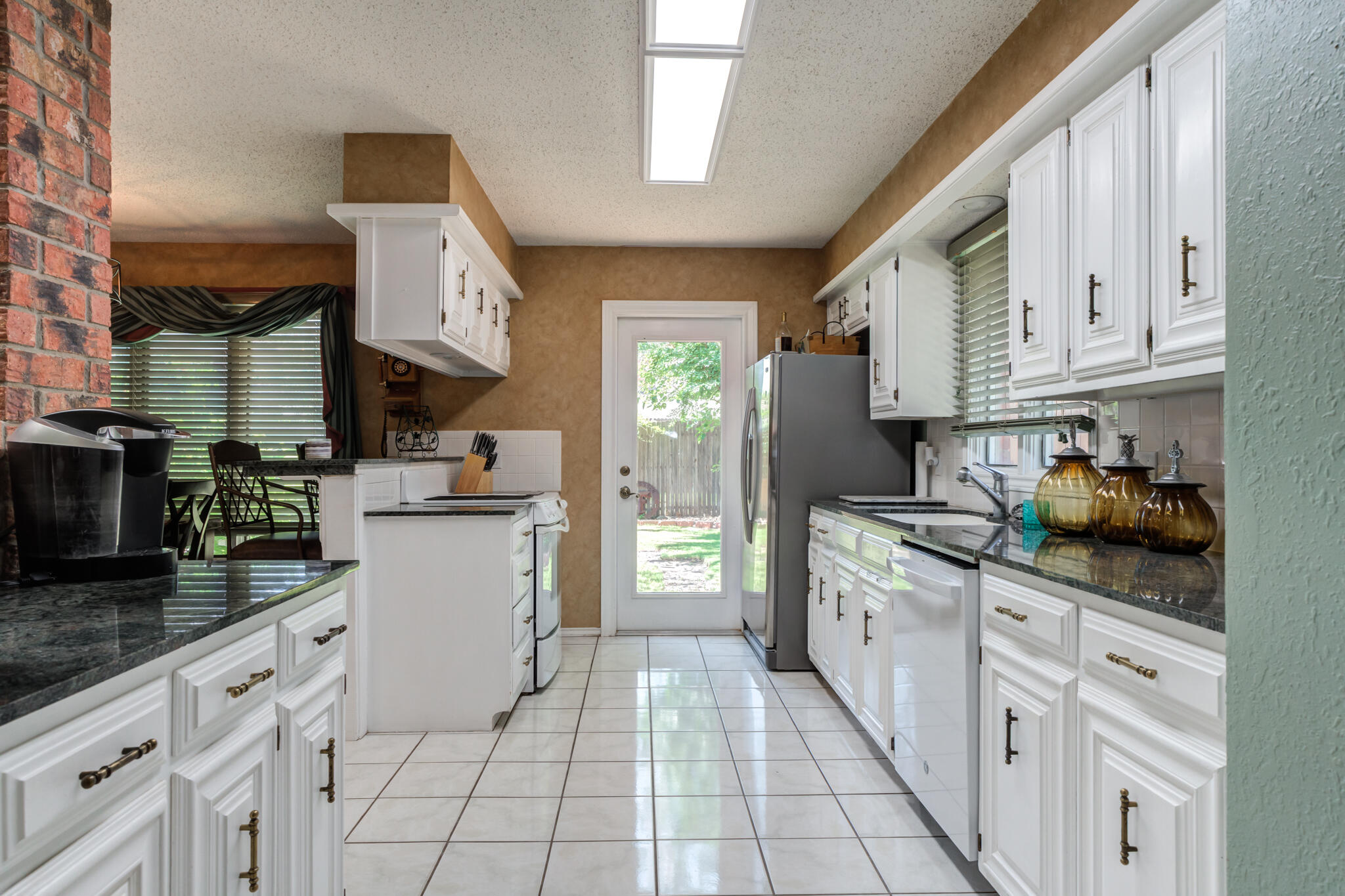 3507 92nd Street Lubbock, TX 79423 - Photo 13 of 45 DSC07952_3_4