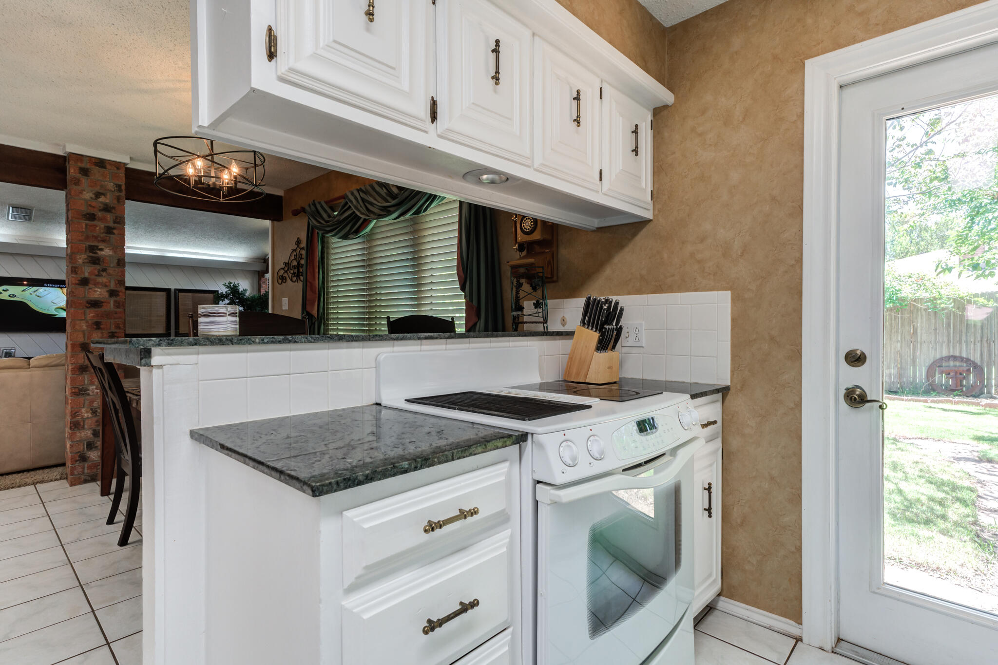 3507 92nd Street Lubbock, TX 79423 - Photo 17 of 45 DSC07964_5_6