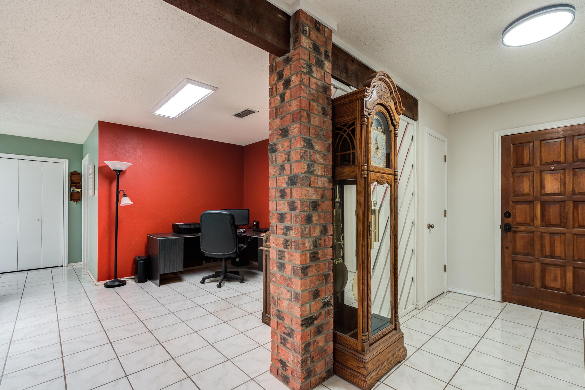 3507 92nd Street Lubbock, TX 79423 - Photo 5 of 45 DSC07928_29_30