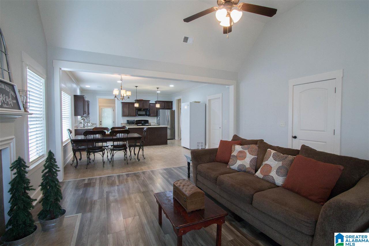 1162 Emerald Ridge Drive Calera, AL 35040 - Photo 7 of 32