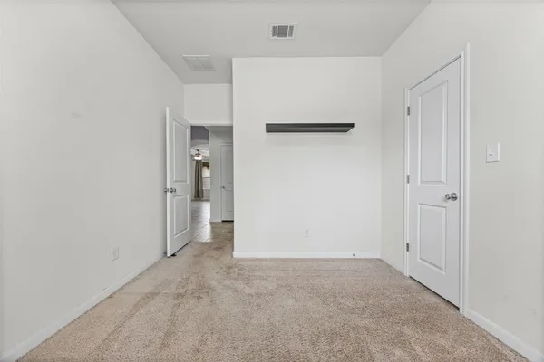 $2,050 | 6812 Donato Cove, Round Rock, TX 78665