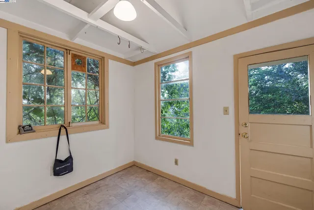 $4,150 | 1012 Elbert Street, Oakland, CA 94602