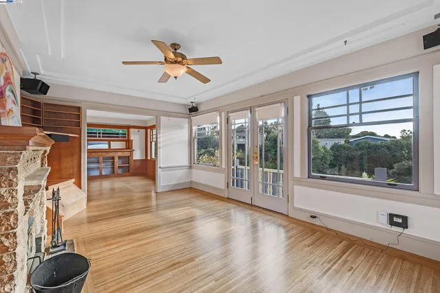 $4,150 | 1012 Elbert Street, Oakland, CA 94602