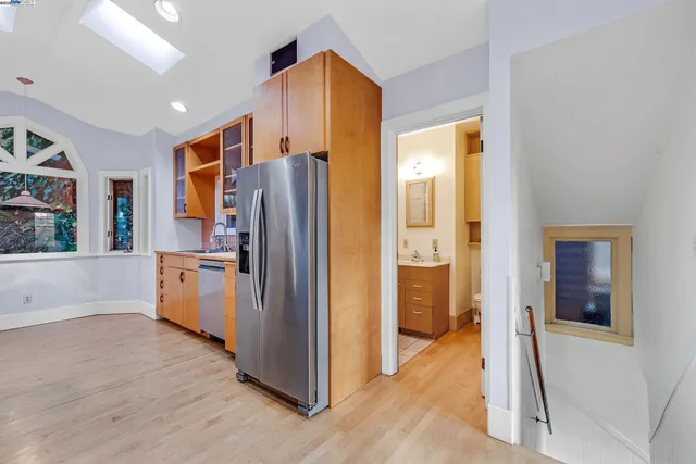 $4,150 | 1012 Elbert Street, Oakland, CA 94602