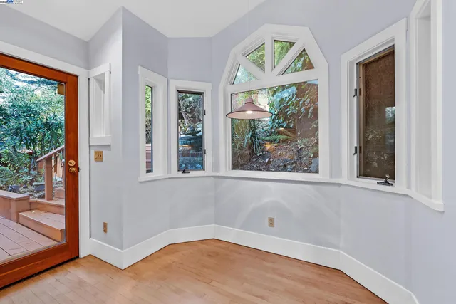 $4,150 | 1012 Elbert Street, Oakland, CA 94602