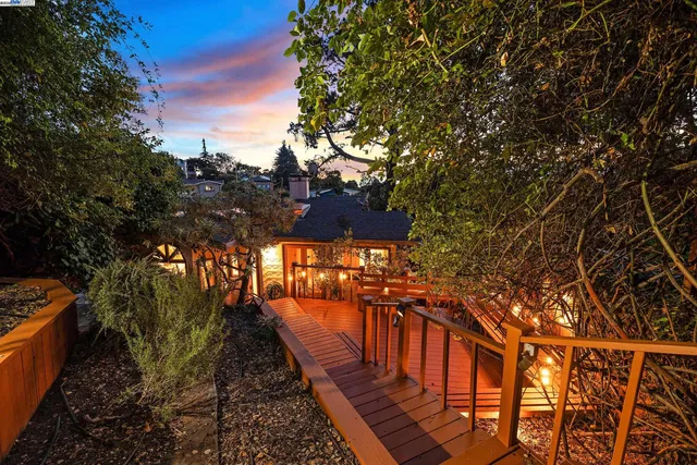 $4,150 | 1012 Elbert Street, Oakland, CA 94602