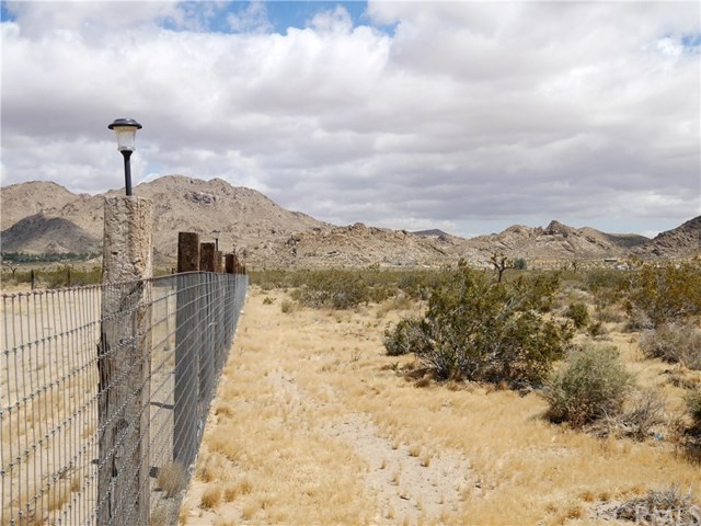 30769 Bullrush Road Lucerne Valley, CA 92356 - Photo 17 of 30