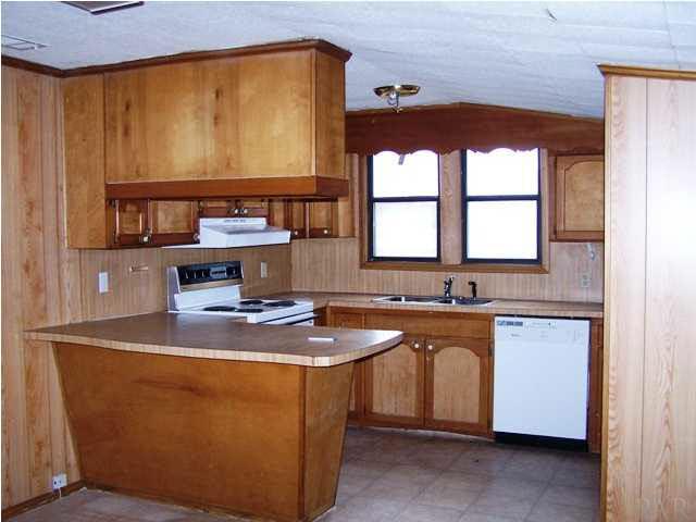 80 Glover Road Century, FL 32535 - Photo 5 of 8