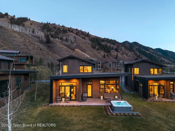 $3,695,000 | 14165 Drake Drive, Jackson, WY 83001