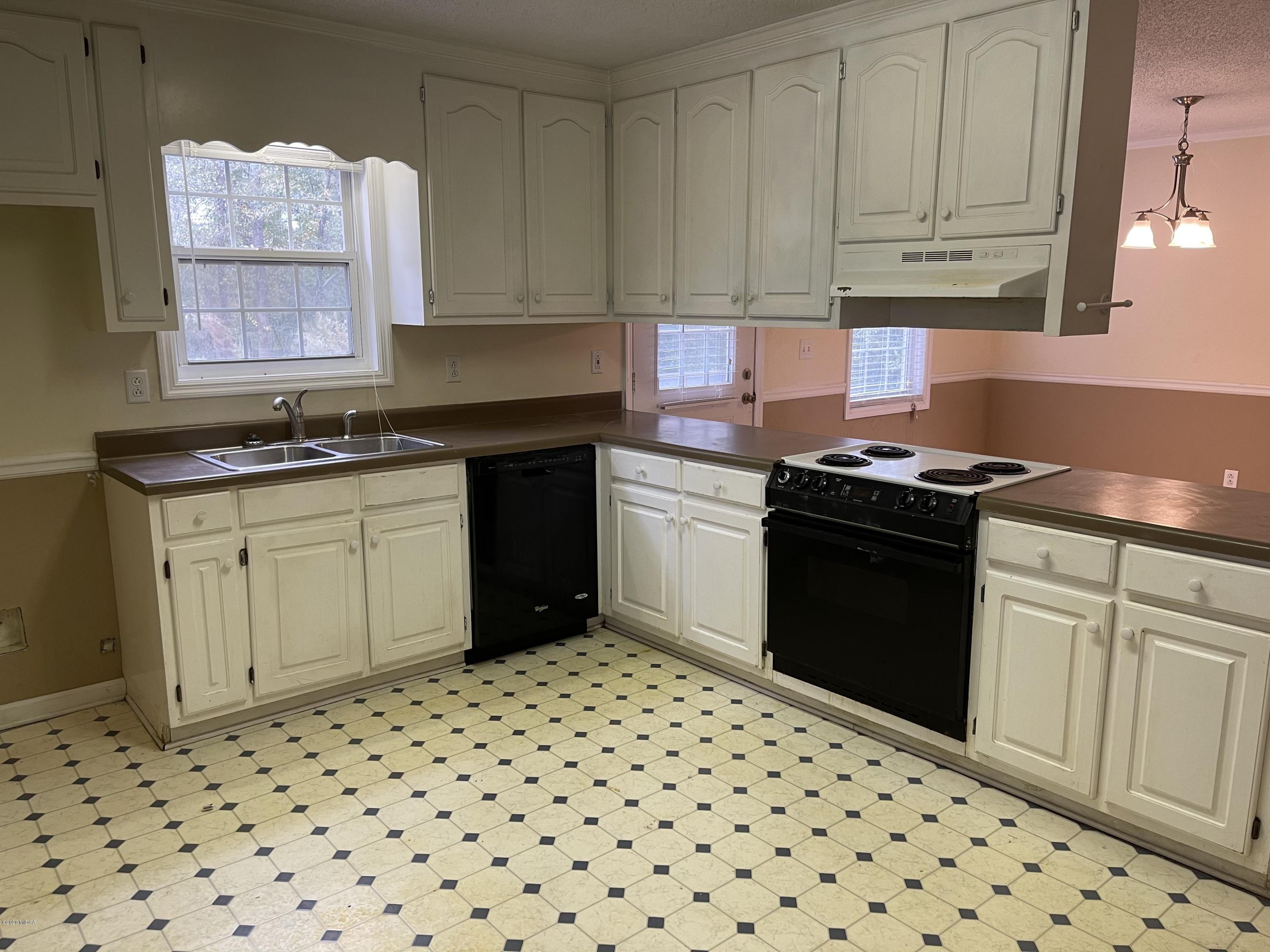 7406 Houston Road Macon, GA 31216 - Photo 4 of 21 4