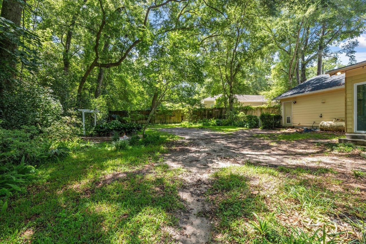 4268 Carnwath Road Tallahassee, FL 32303 - Photo 8 of 41 Gallery Image 8