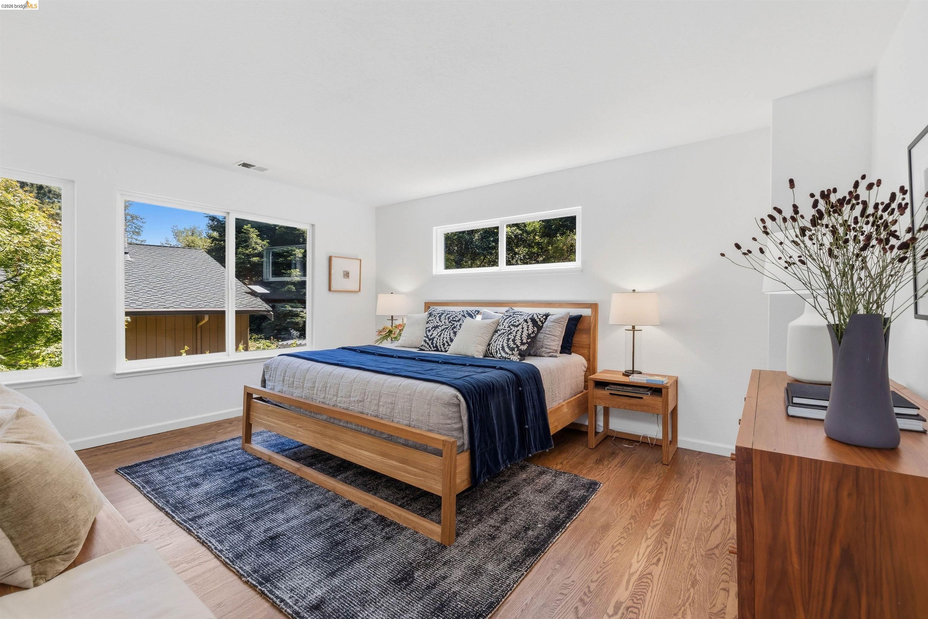 6763 Pinehaven Road Oakland, CA 94611 - Photo 22 of 48