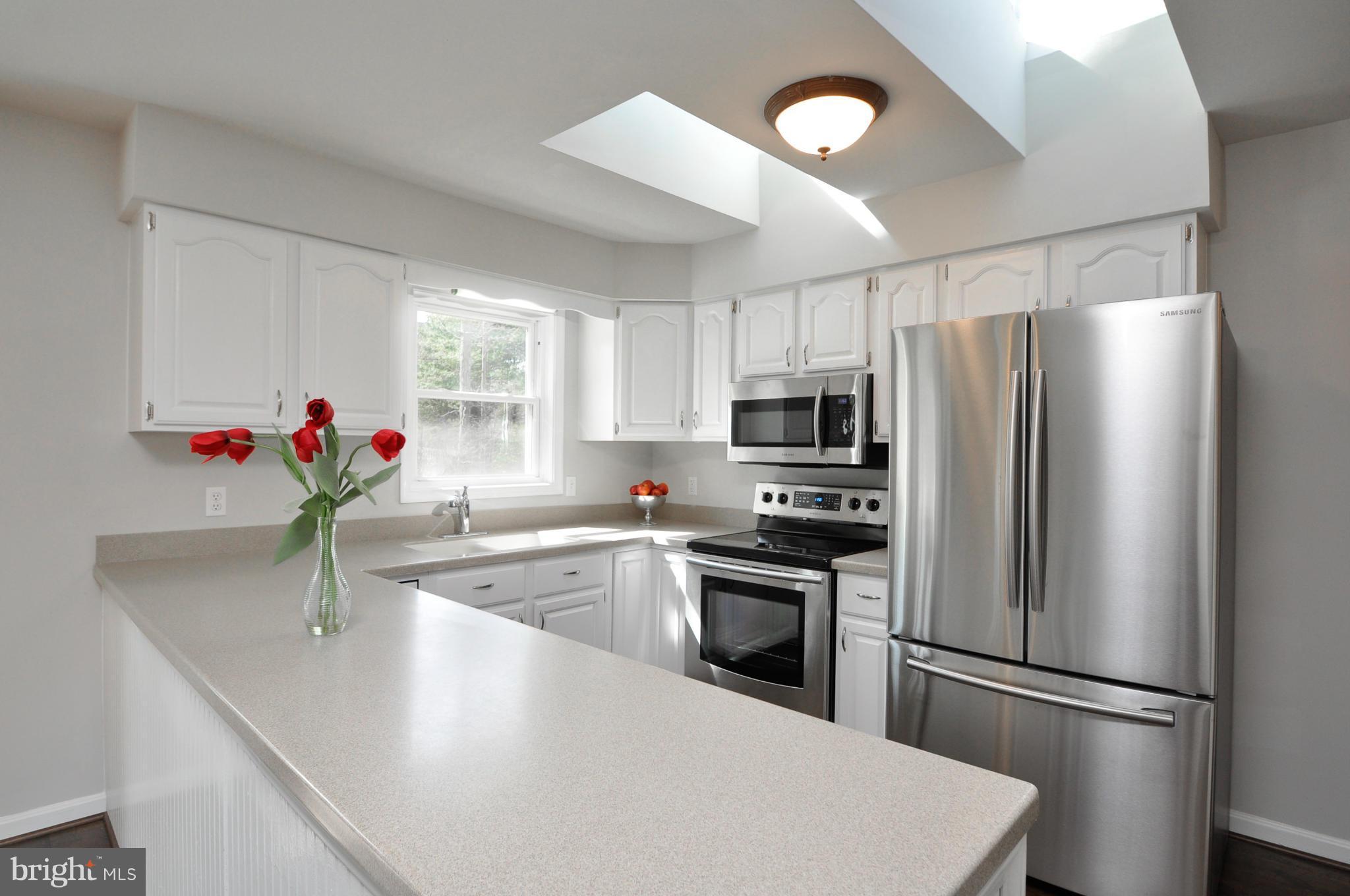 262 Choptank Road Stafford, VA 22556 - Photo 4 of 30 Kitchen