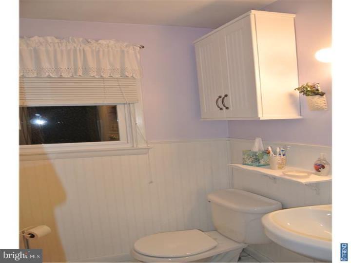 617 Mansfield Road Willow Grove, PA 19090 - Photo 6 of 18 Gallery Image 6