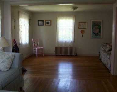 100 Sagamore Road Cranston, RI 02920 - Photo 6 of 8 Living Room.