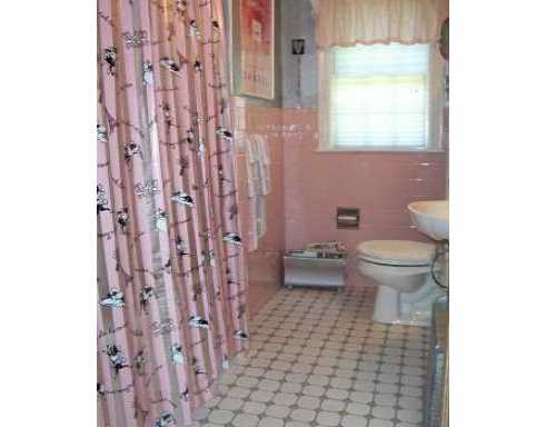 100 Sagamore Road Cranston, RI 02920 - Photo 8 of 8 Master Bath/Spa.