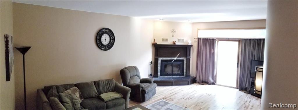 3379 Edmunton Drive Rochester Hills, MI 48306 - Photo 10 of 49