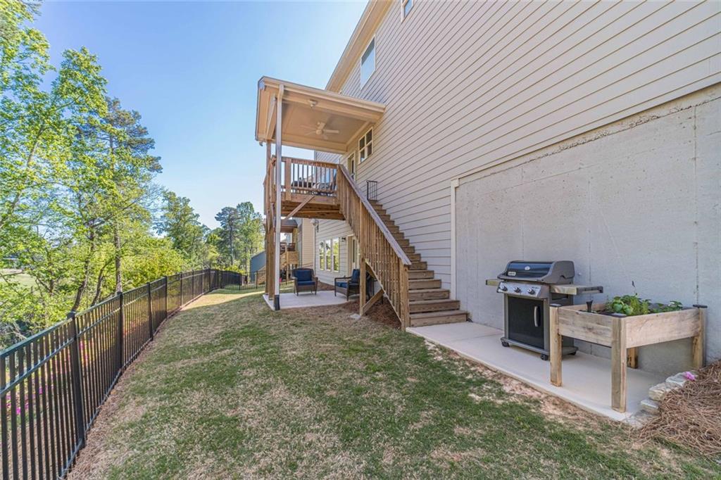 4070 Links Boulevard Jefferson, GA 30549 - Photo 43 of 46 a view of outdoor space and deck