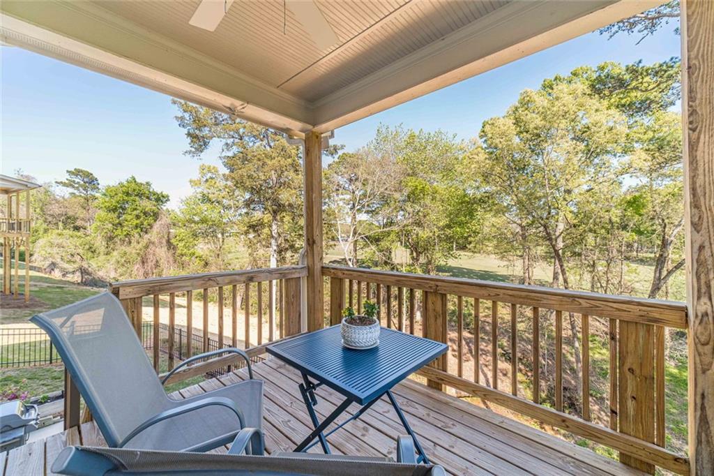 4070 Links Boulevard Jefferson, GA 30549 - Photo 46 of 46 a view of a chair and table in the balcony