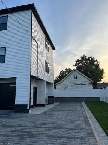 $1,275,000 | 747 Rahway Avenue, Elizabeth, NJ 07202