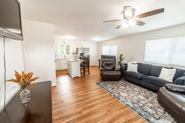 $1,250,000 | 5332 Lower Honoapiilani Road, Lahaina, HI 96761