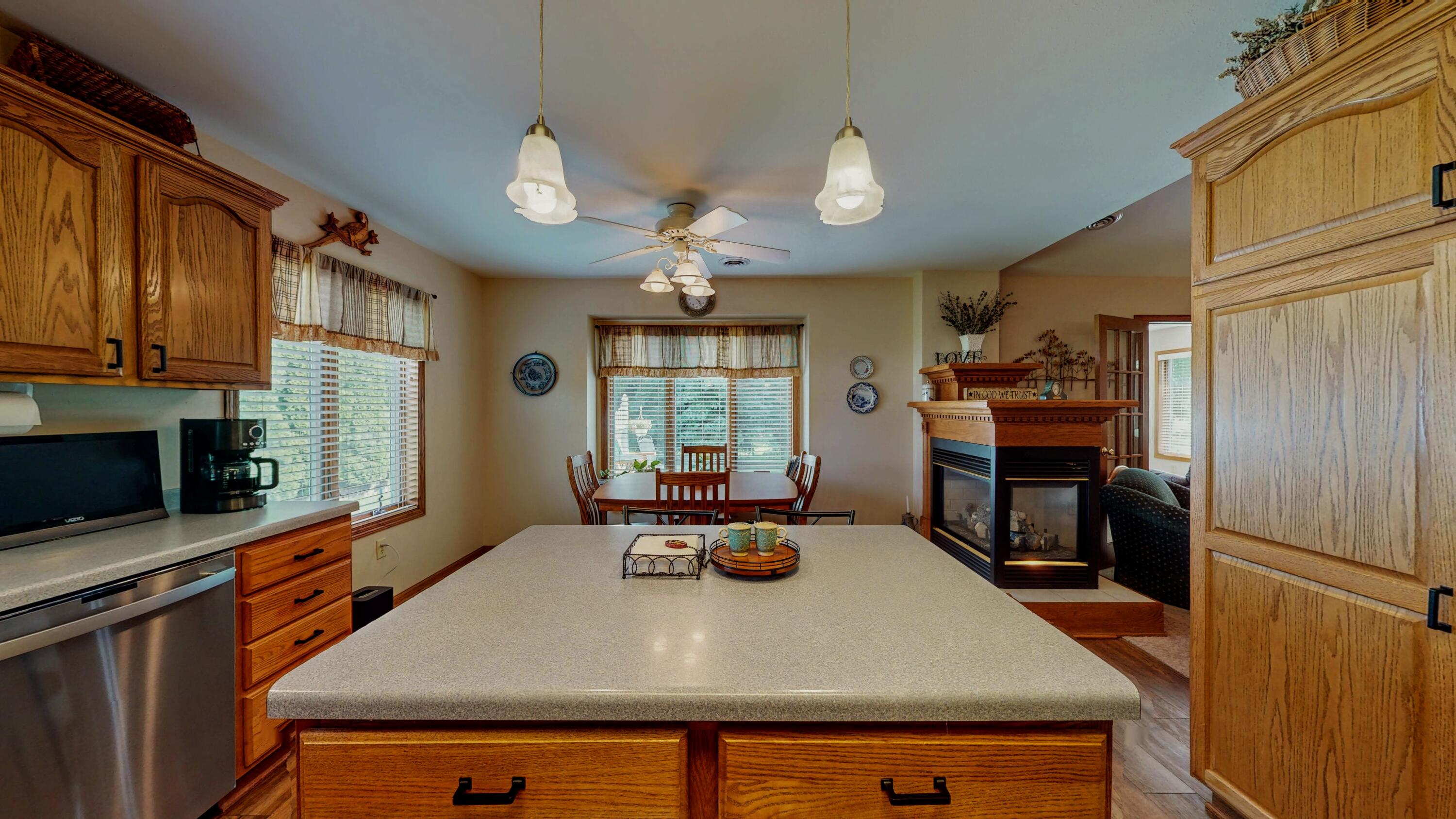 1505 Raveen Street Fort Atkinson, WI 53538 - Photo 7 of 58 1505-Raveen-Street-Fort-Atkinson-0625202