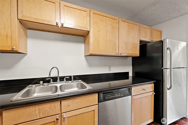 $375,000 | 1215 South 237th Lane, Unit 1308, Des Moines, WA 98198