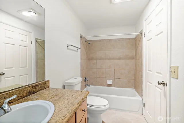 $375,000 | 1215 South 237th Lane, Unit 1308, Des Moines, WA 98198