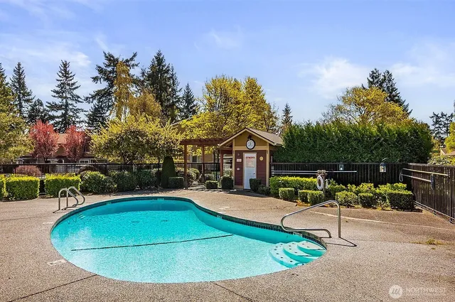 $375,000 | 1215 South 237th Lane, Unit 1308, Des Moines, WA 98198