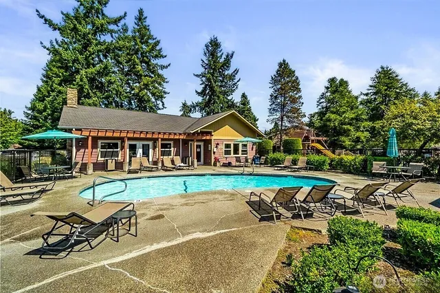 $375,000 | 1215 South 237th Lane, Unit 1308, Des Moines, WA 98198