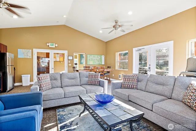 $375,000 | 1215 South 237th Lane, Unit 1308, Des Moines, WA 98198