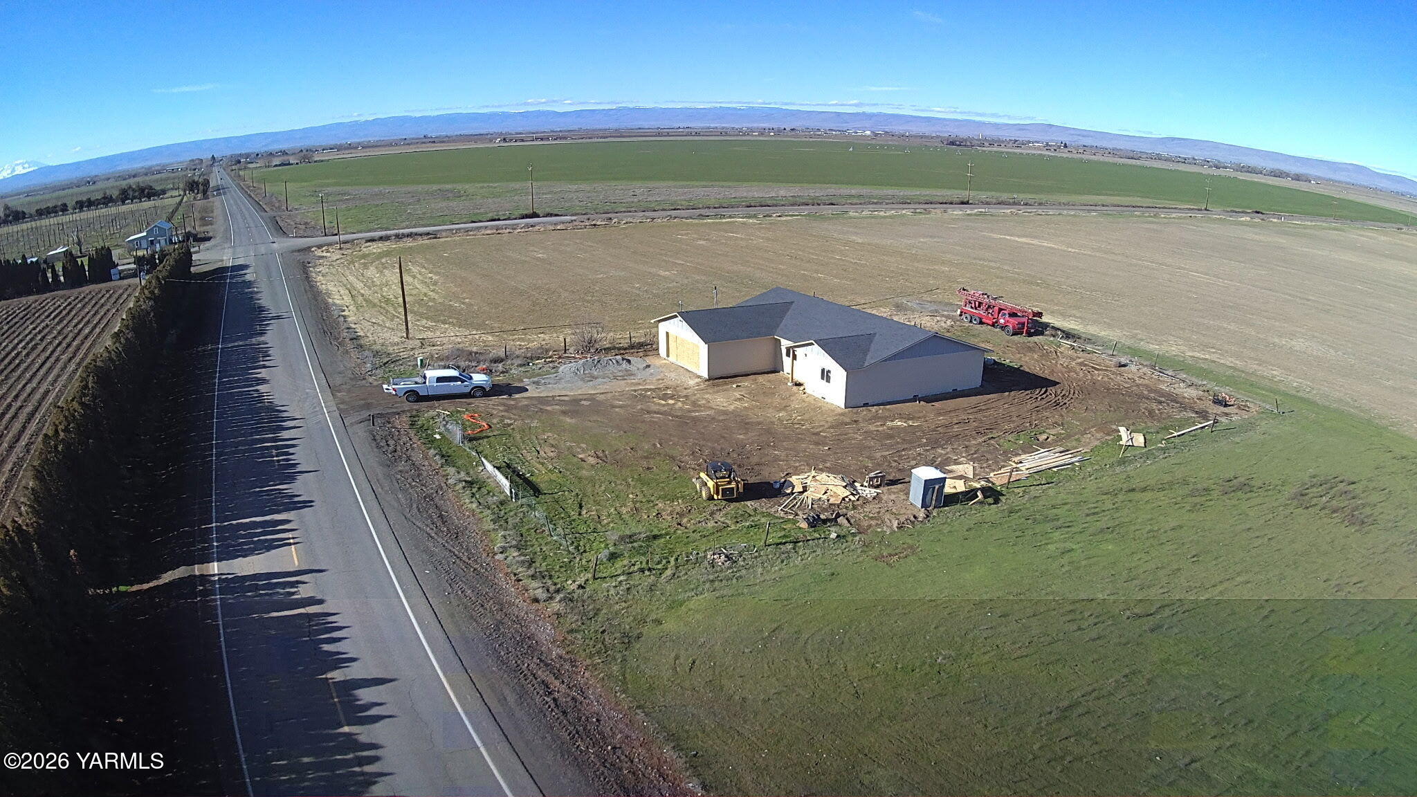 8291 Fort Road Wapato, WA 98951 - Photo 2 of 2 8152353403210073716