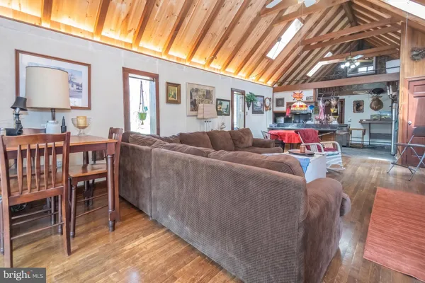 $1,400,000 | 827 Penn Point Road, Oakland, MD 21550
