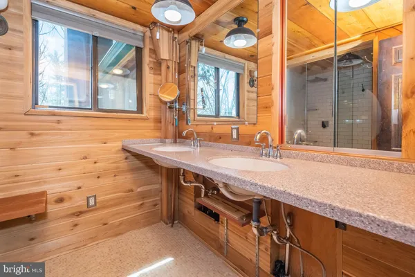$1,400,000 | 827 Penn Point Road, Oakland, MD 21550