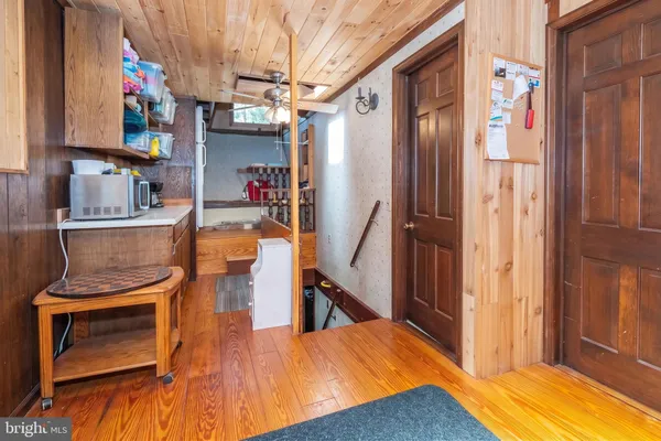 $1,400,000 | 827 Penn Point Road, Oakland, MD 21550