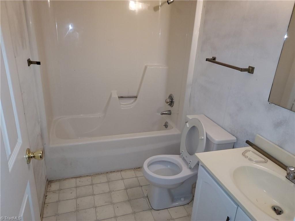 489 Old Camp Road Denton, NC 27239 - Photo 20 of 21 Basement full bath