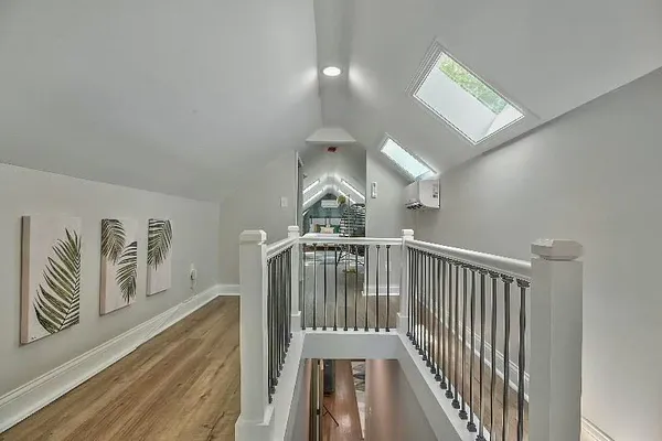 $429,950 | 700 East 43rd Street, Kansas City, MO 64110