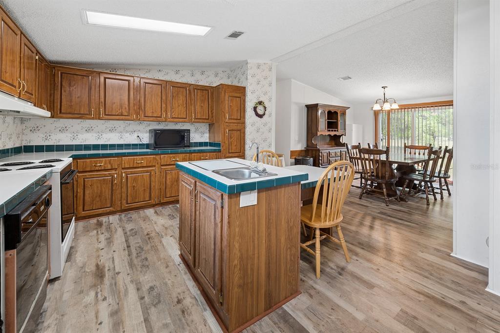 11201 Southwest 49 Terrace Lake Butler, FL 32054 - Photo 14 of 44