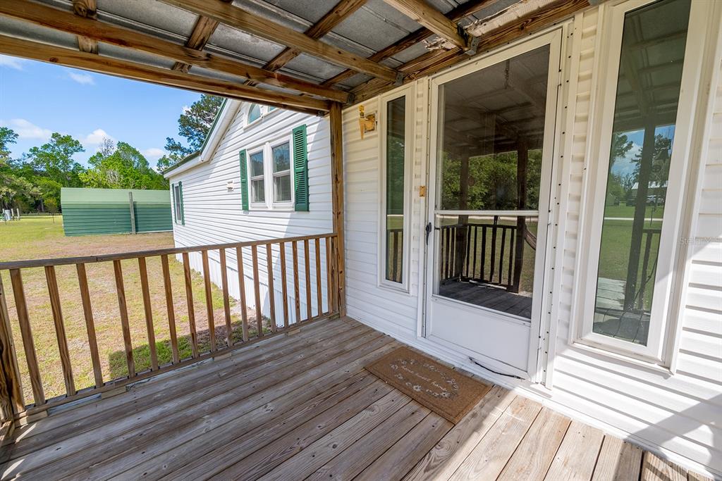 11201 Southwest 49 Terrace Lake Butler, FL 32054 - Photo 36 of 44