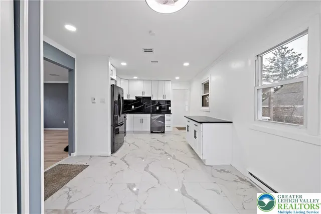 $379,900 | 1043 Erie Street, Allentown, PA 18103