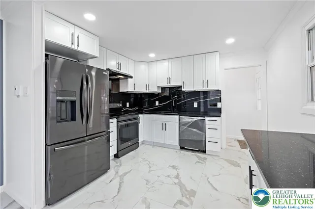 $379,900 | 1043 Erie Street, Allentown, PA 18103