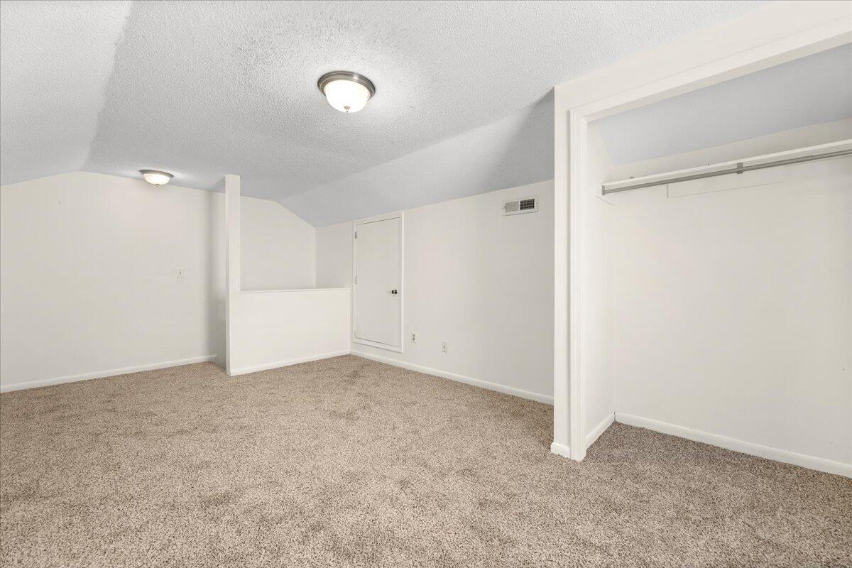 231 Pebble Creek Road Summerville, SC 29486 - Photo 20 of 23 26-Interior-19