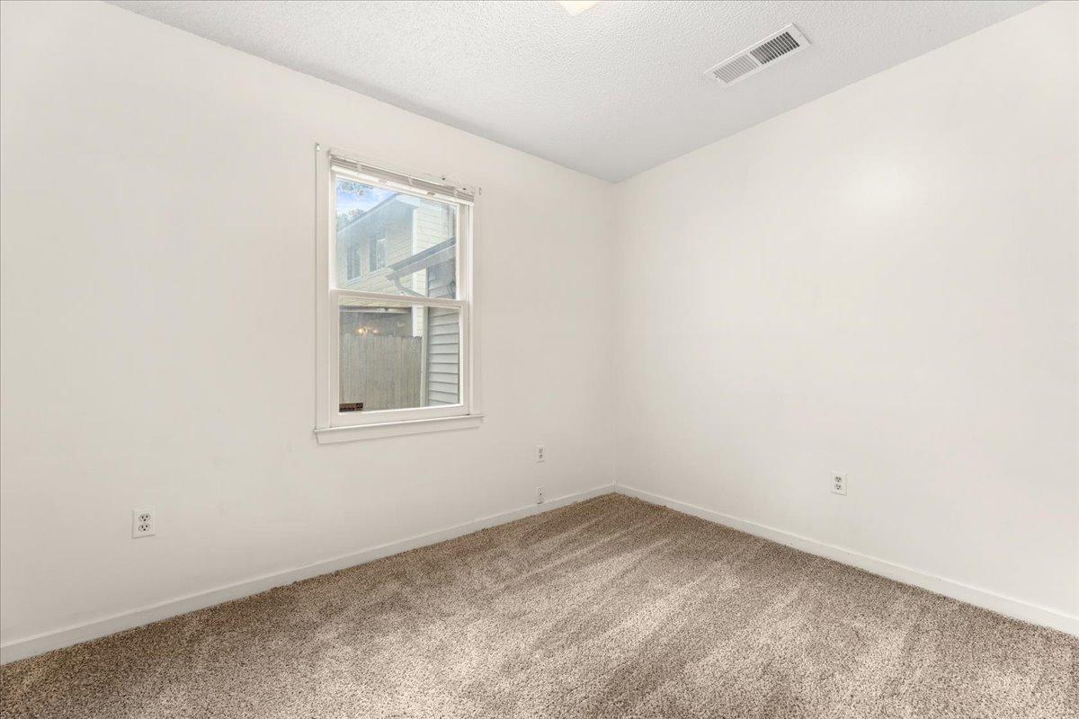 231 Pebble Creek Road Summerville, SC 29486 - Photo 10 of 23 13-Interior-6