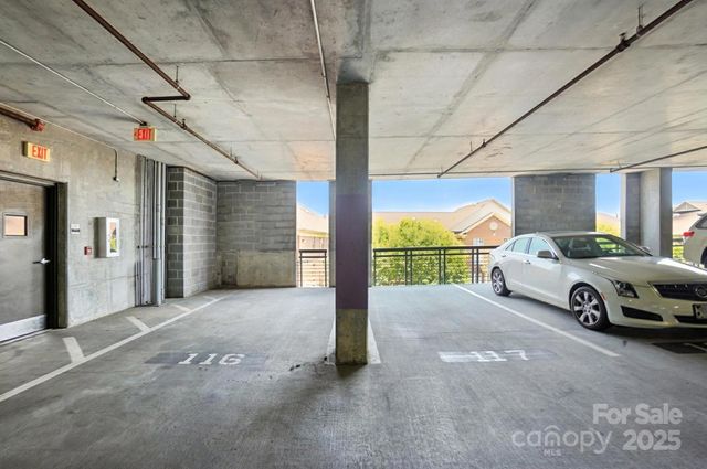$339,900 | 505 East 6th Street, Unit 908, Charlotte, NC 28202